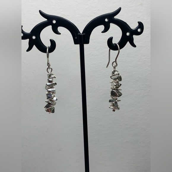 Silpada RARE Sterling Silver NUGGET  & ARTSY BEAD ACCENT French Wire Earrings - Picture 1 of 8